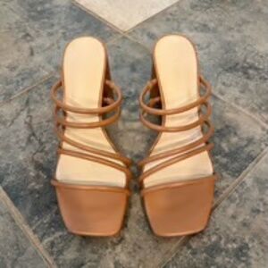 NINE WEST Multi-strap Open Toe Heel Sandals Sz 9.5